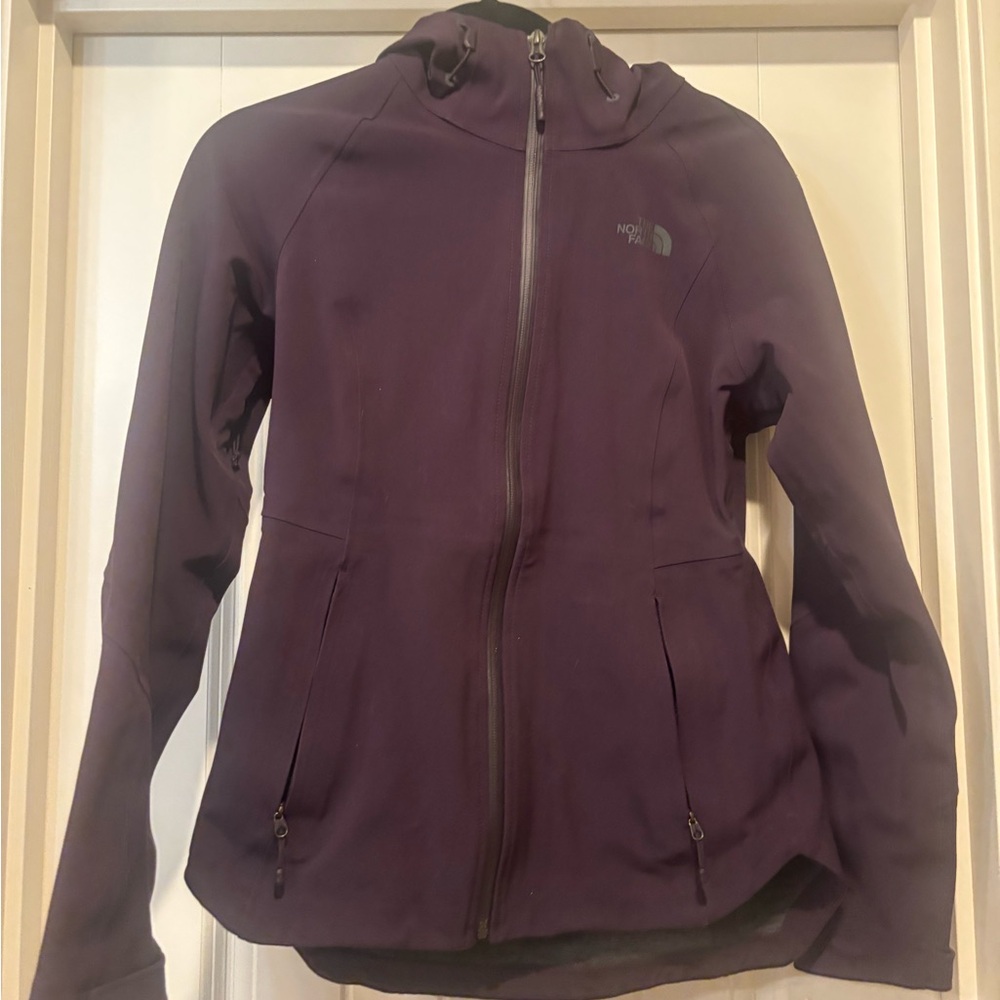The North Face Women's Dark Purple Apex Jacket